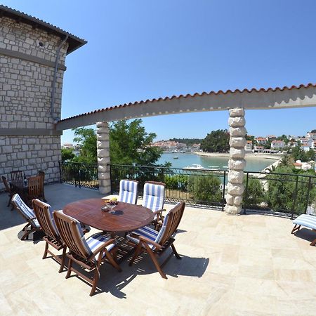 Villas Arbia - Margita Beach Hotel Banjol Exteriör bild